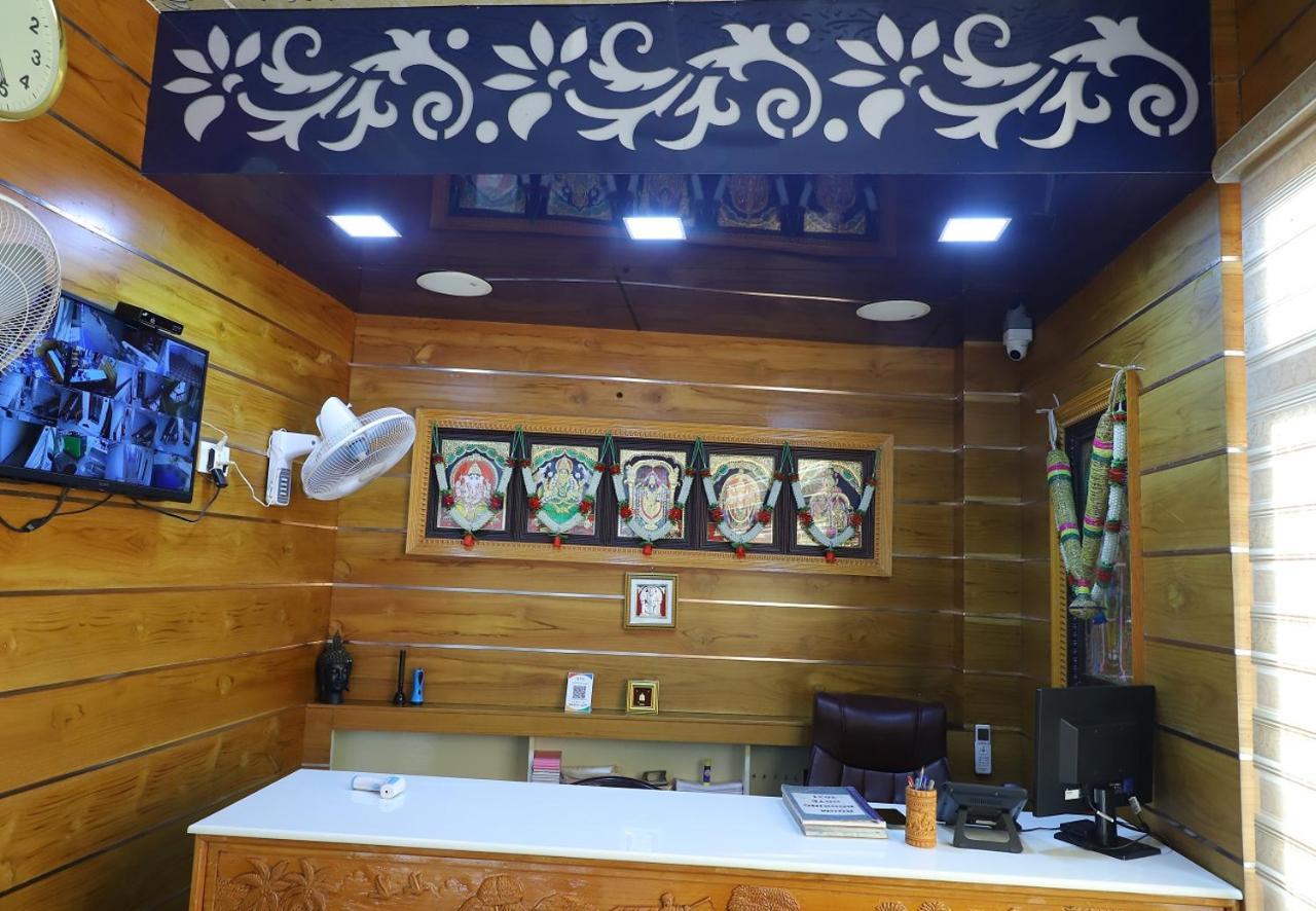 Anandha Grand Lodge Thiruchendur Bagian luar foto