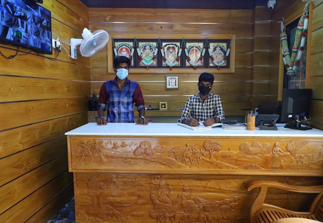 Anandha Grand Lodge Thiruchendur Bagian luar foto